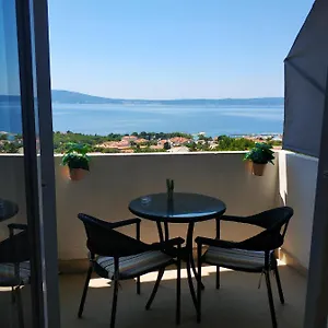 Studio Apartment Novi Vinodolski Apartman